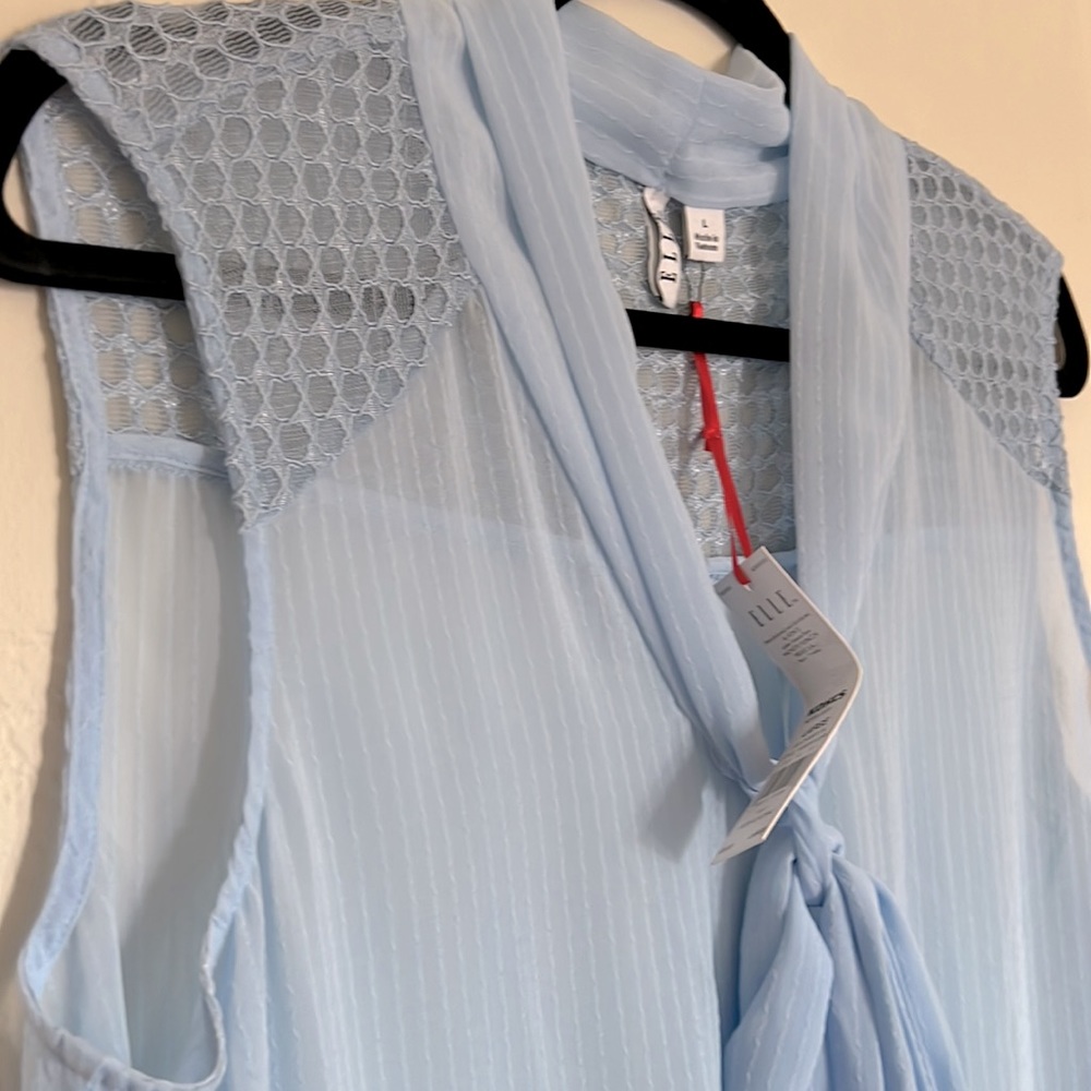 Springtime Blouse - Picture 3 of 3